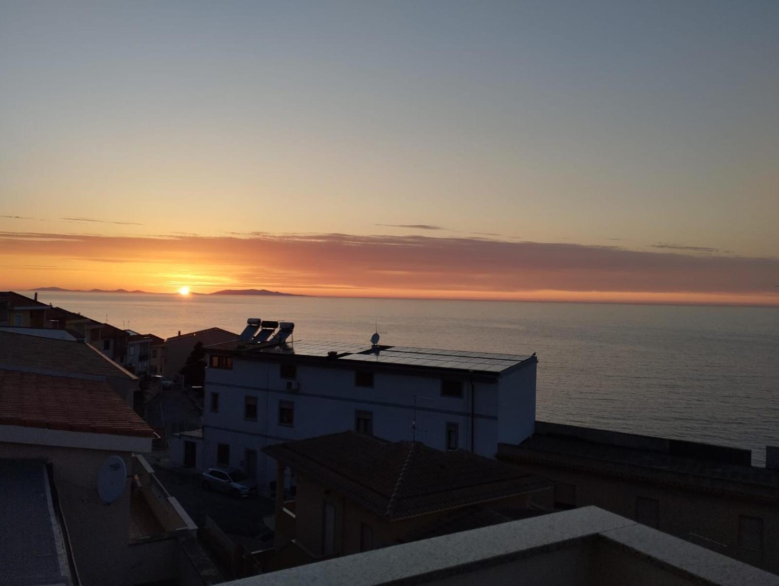 Apartamento Cara A' Mari Castelsardo Exterior foto