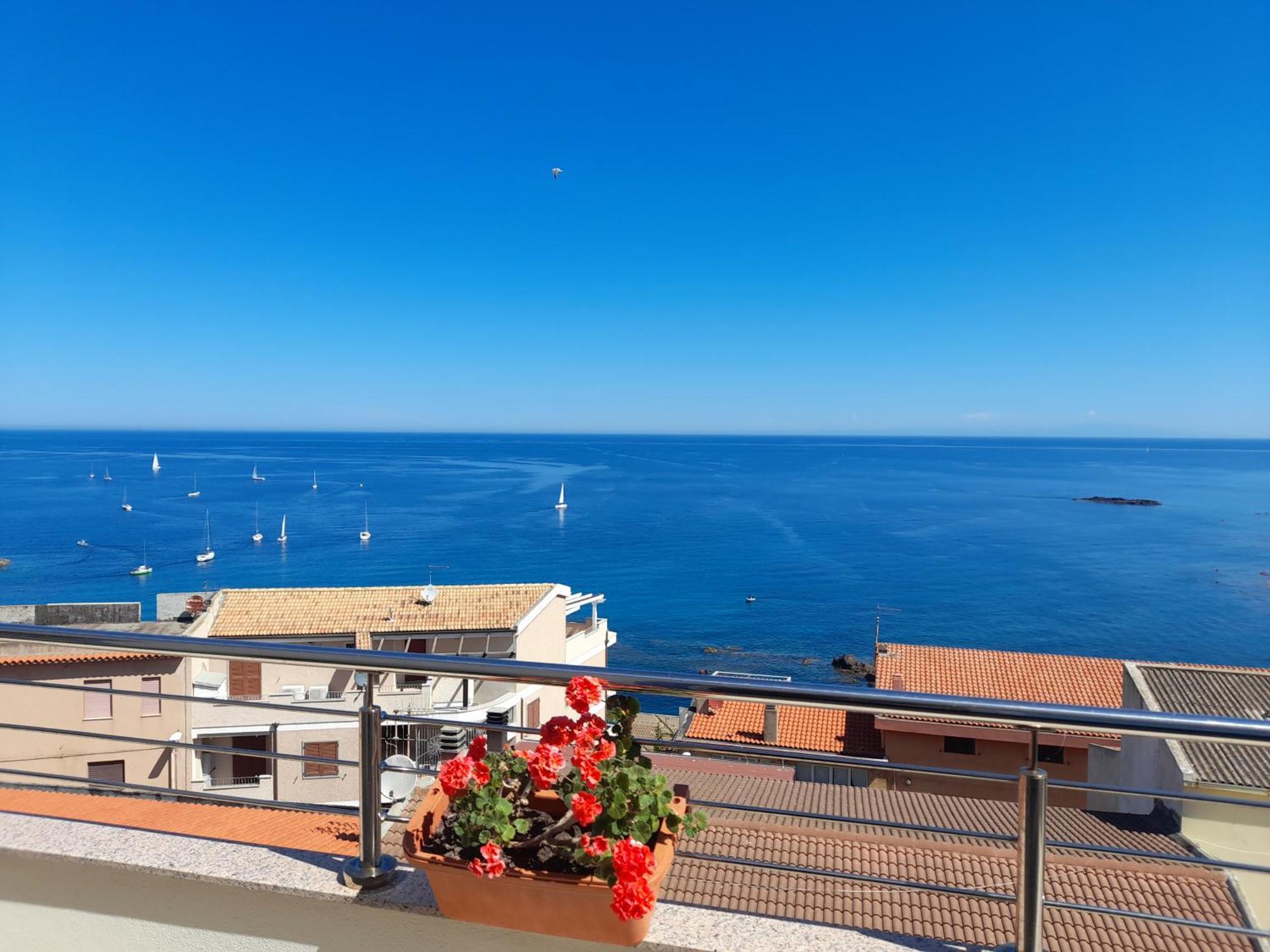 Apartamento Cara A' Mari Castelsardo Exterior foto