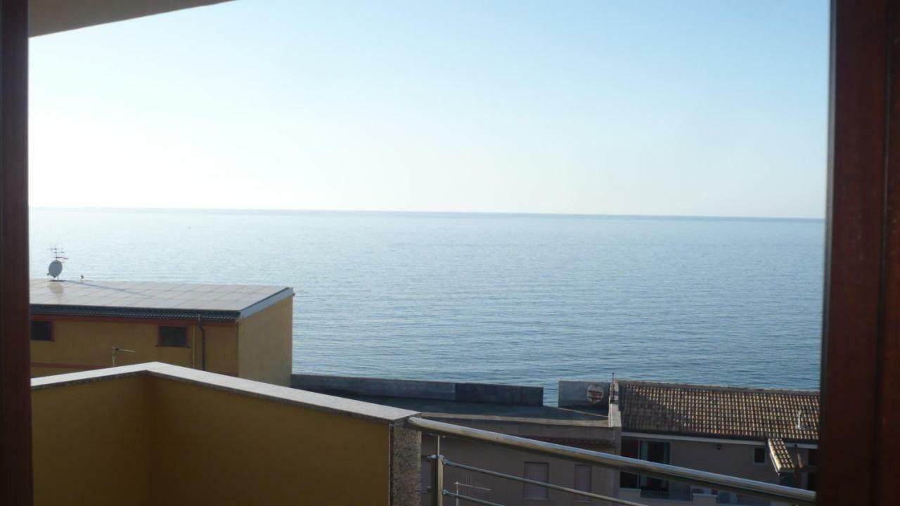 Apartamento Cara A' Mari Castelsardo Exterior foto