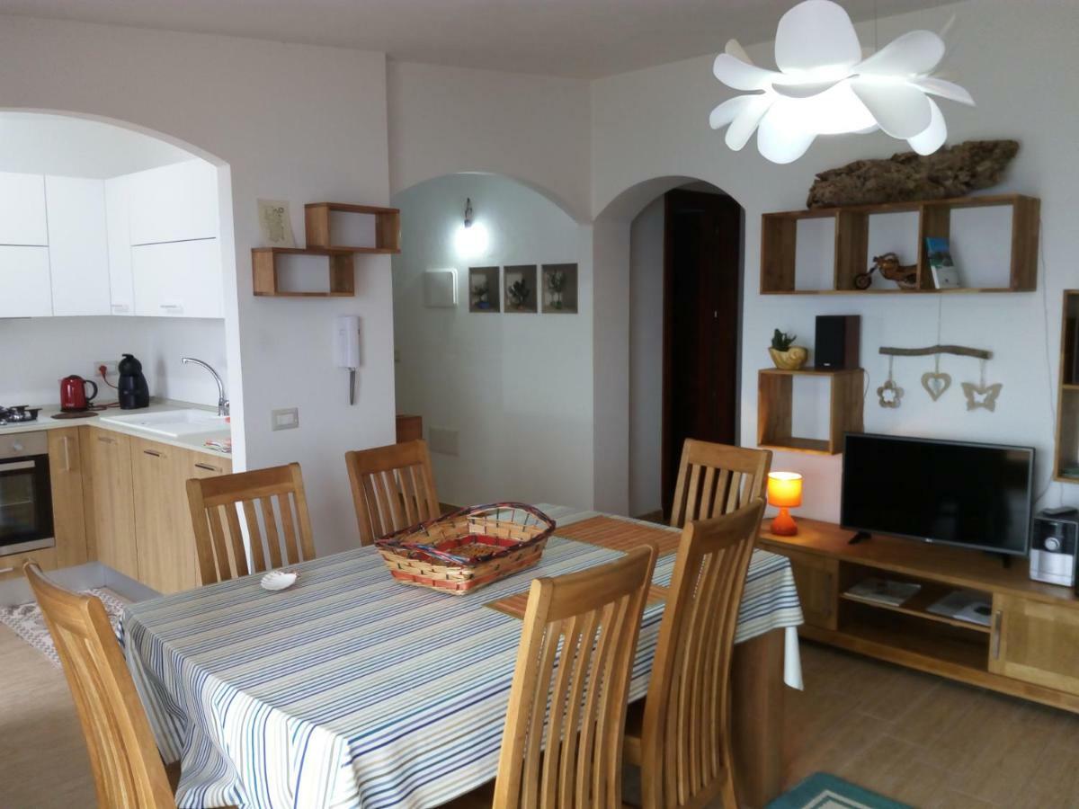 Apartamento Cara A' Mari Castelsardo Exterior foto